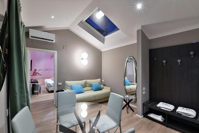 Suite with Spa Bath and Sauna