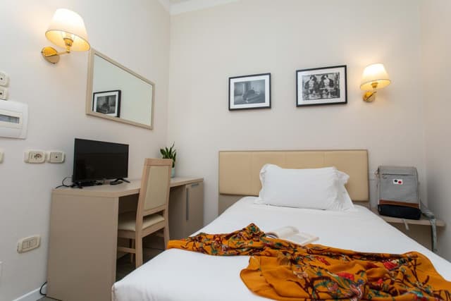 Superior Queen Room