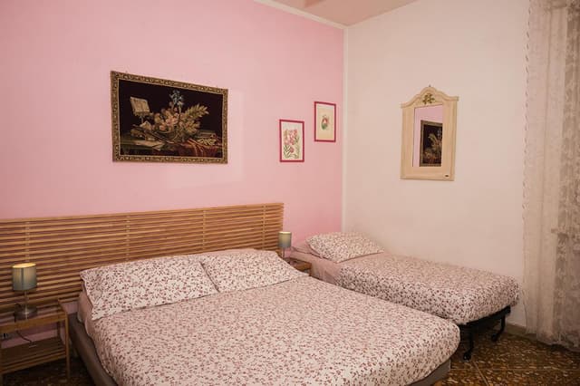 Quadruple Room with Private Bathroom