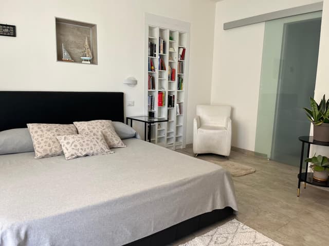 Deluxe Double Room with Shower