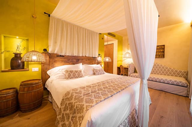 Junior Suite with Garden View