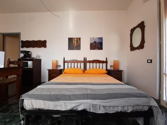 Triple Room with Private Bathroom