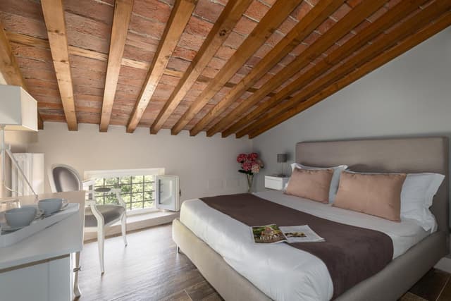 Junior Suite with Garden View