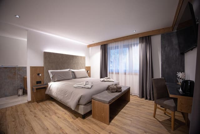 Junior Suite with Balcony