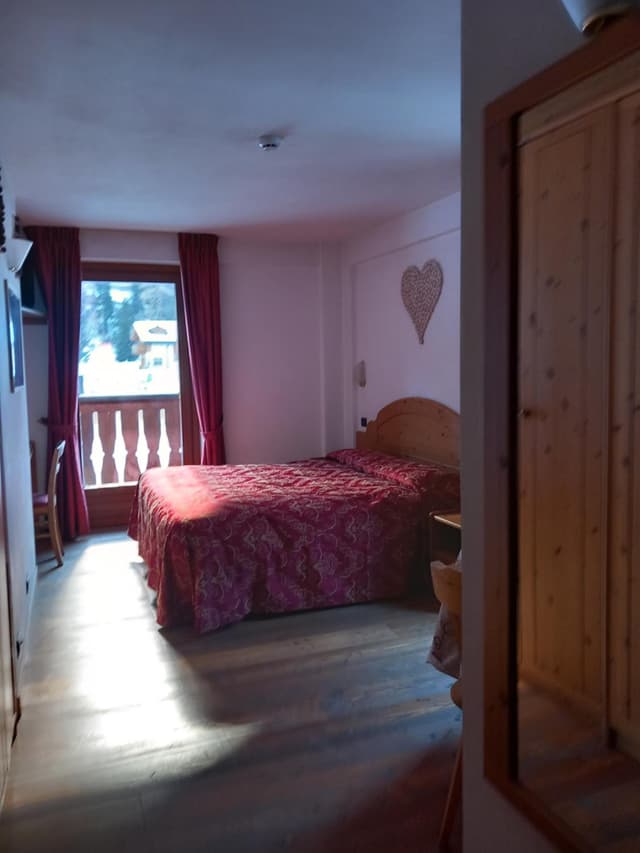 Double Room with Mountain View