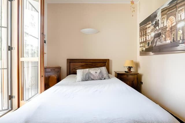 Single Room with Private Bathroom