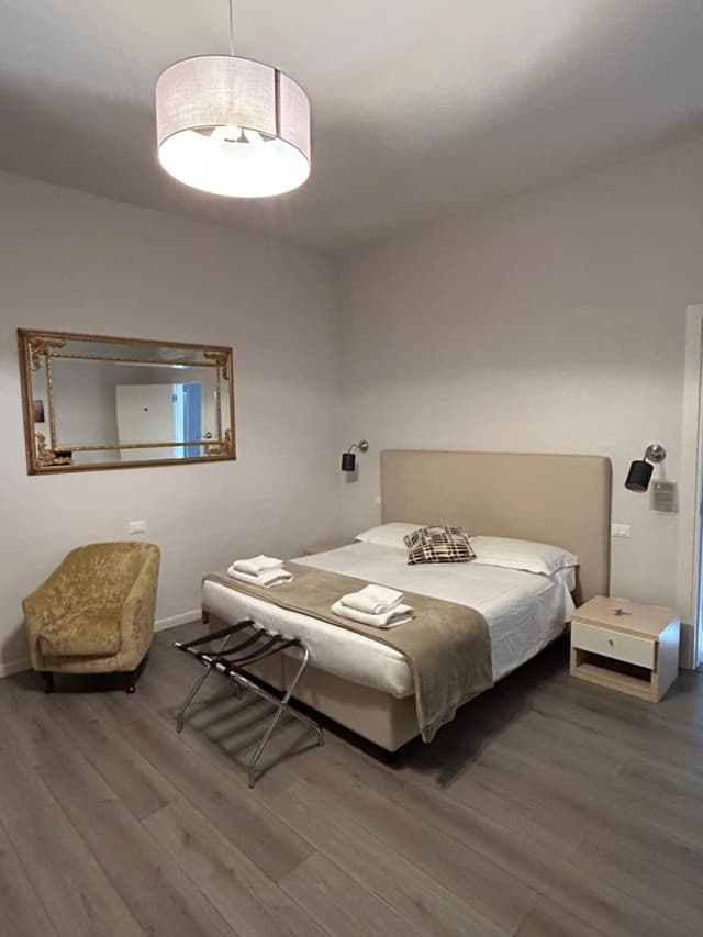 Large Double Room