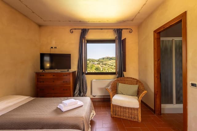 Family Room (2 Adults + 2 Children)