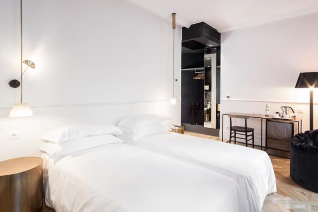 Classic Double Room