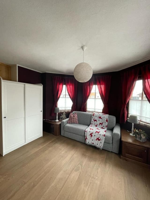 Two-Bedroom Apartment with Mountain View