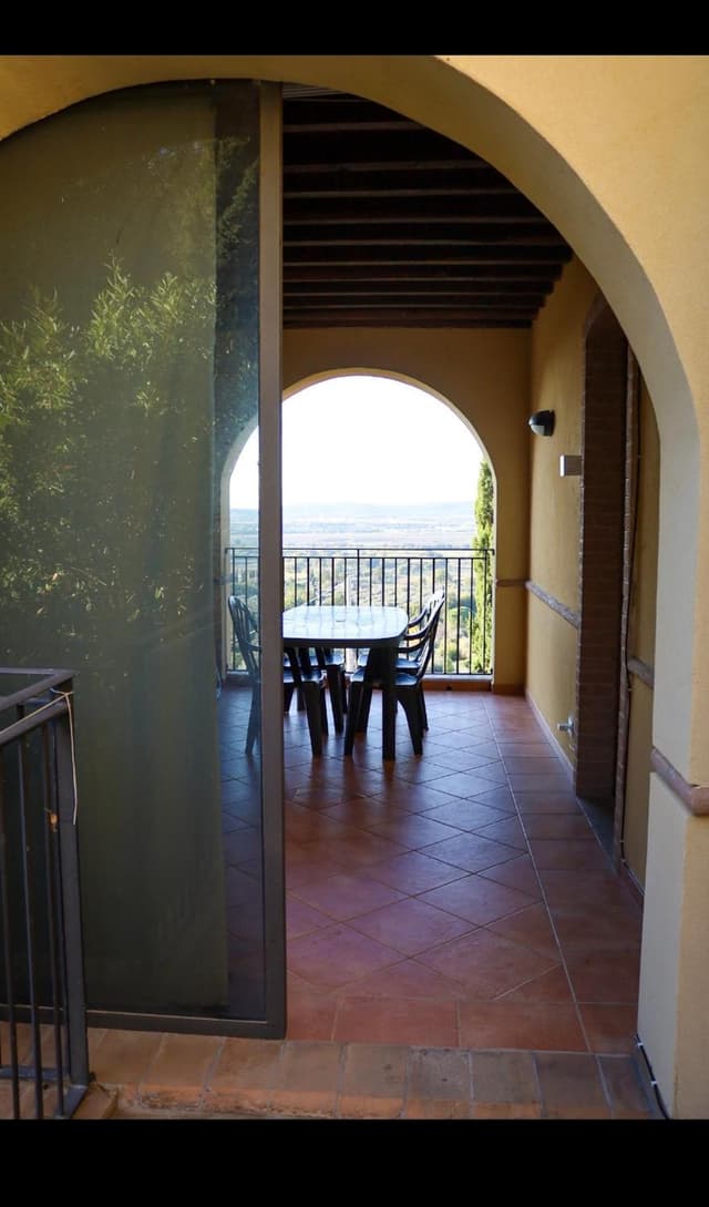 One-Bedroom Apartment (2 Adults)