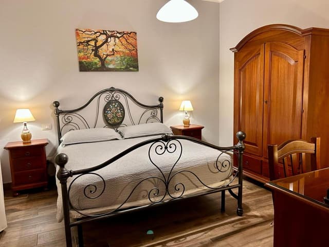 Double Room with Private External Bathroom