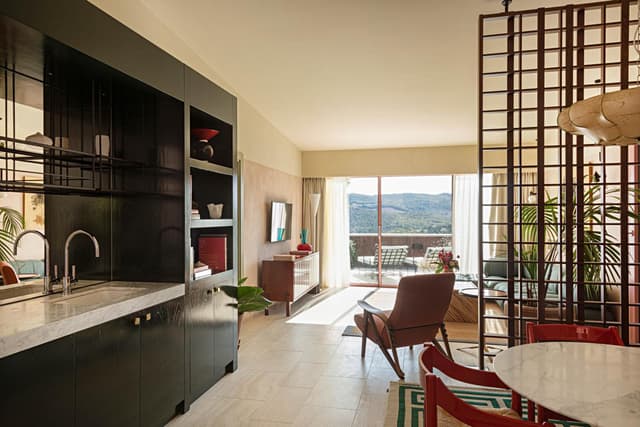 Etruria Suite