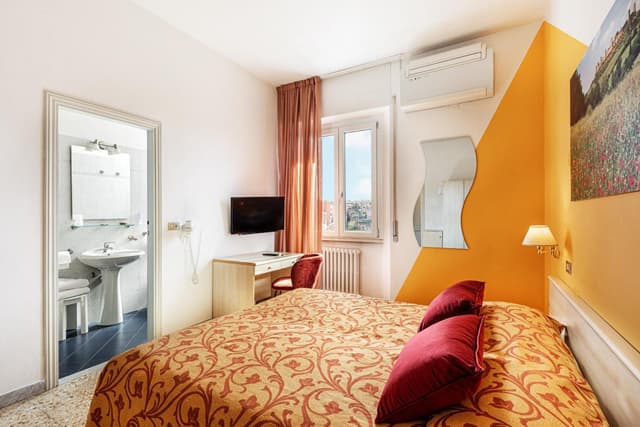 Standard Double Room with City View