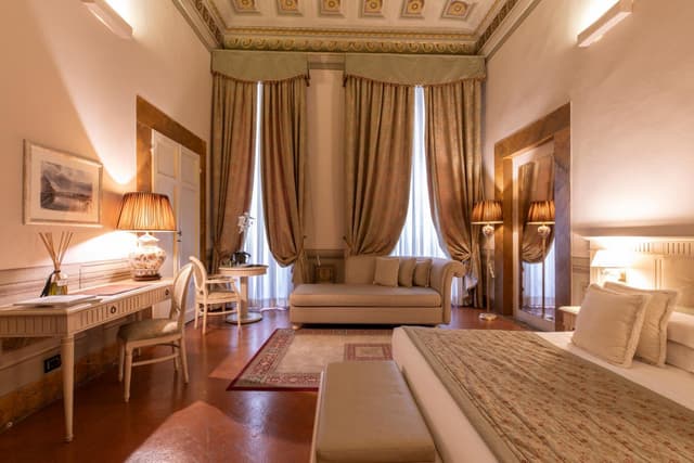 Junior Suite (2 Adults)