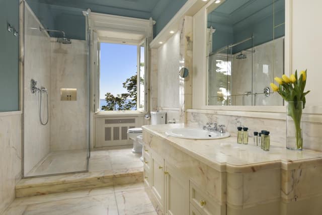 Suite with Garden View