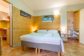 Double or Twin Room with Bathroom