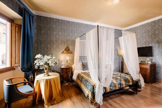 Junior Suite (2 Adults)