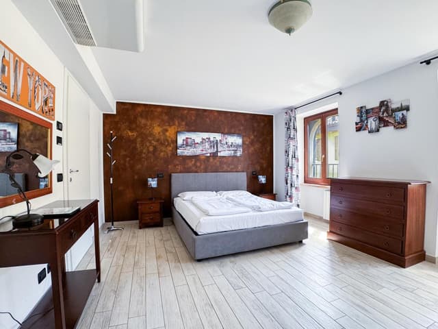 One-Bedroom Apartment with Pool View
