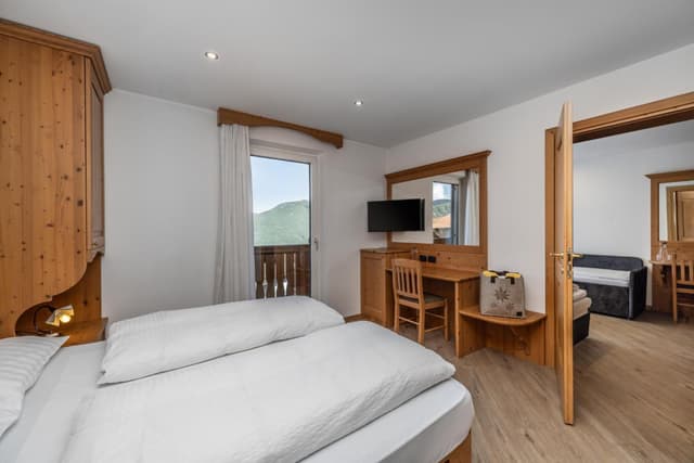 Junior Suite with Balcony
