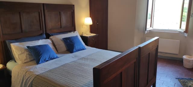 Basic Triple Room with Shared Bathroom