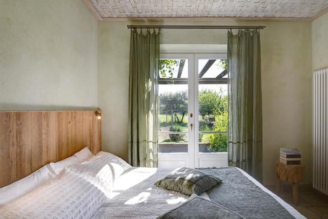Three-Bedroom Deluxe Apartment