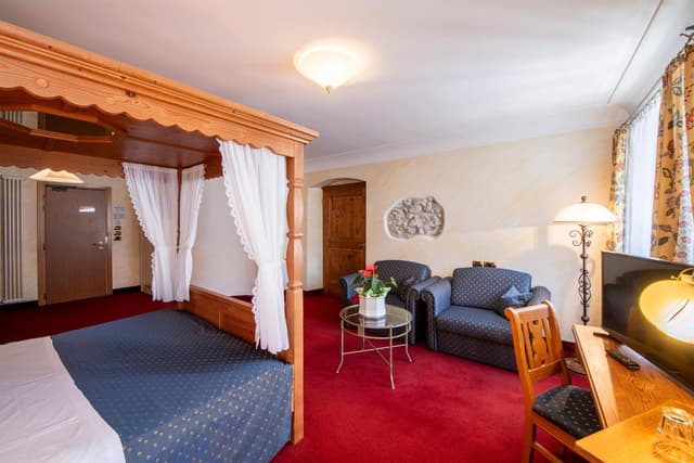 Deluxe Double or Twin Room with Balcony