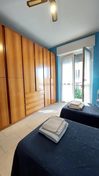 One-Bedroom Apartment with Balcony