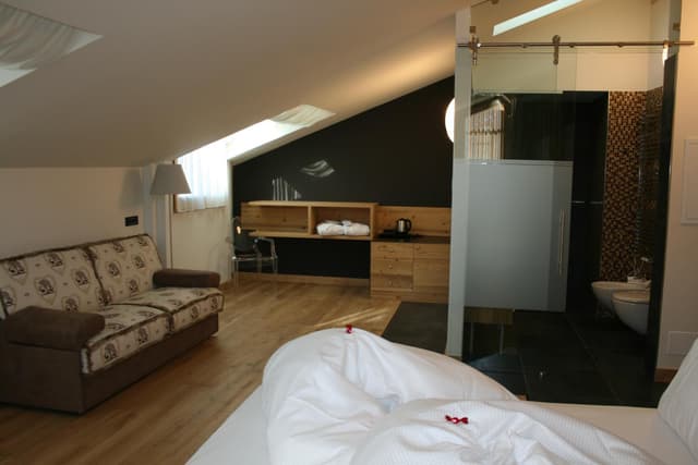 Deluxe Junior Suite