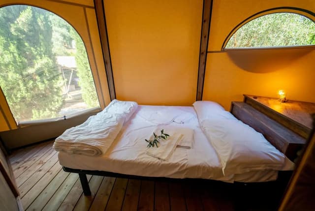 TIPI Tent (6 People)