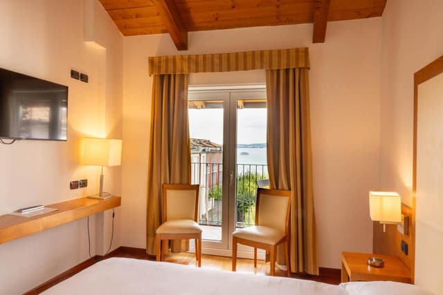 Superior Double or Twin Room with Balcony and Lake View