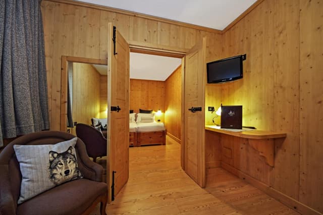 Family Suite (4 Adults)