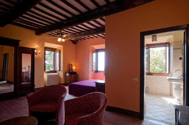 Deluxe Double Room (2 Adults + 1 Child)