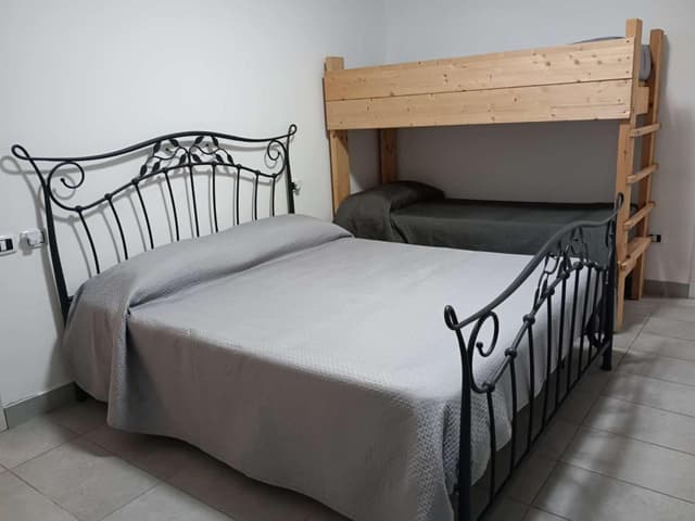 Quadruple Room with Private Bathroom