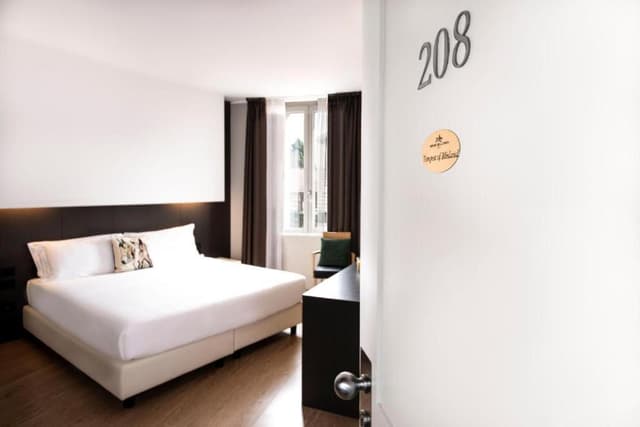 Deluxe Single Room