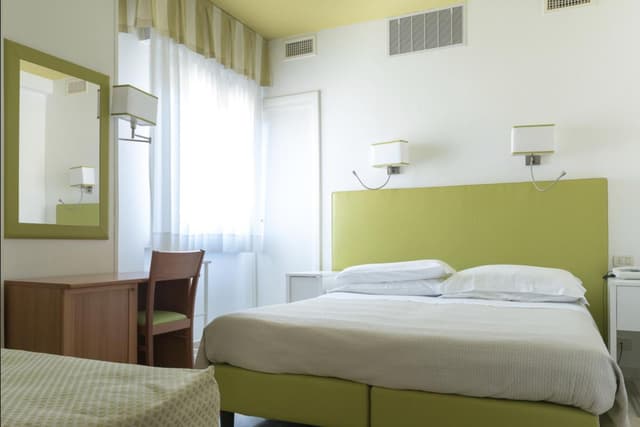 Classic Triple Room