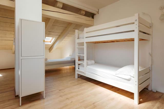 Quintuple Room with Shared Bathroom