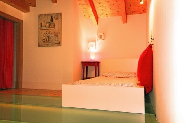 One-Bedroom Apartment (4 Adults)