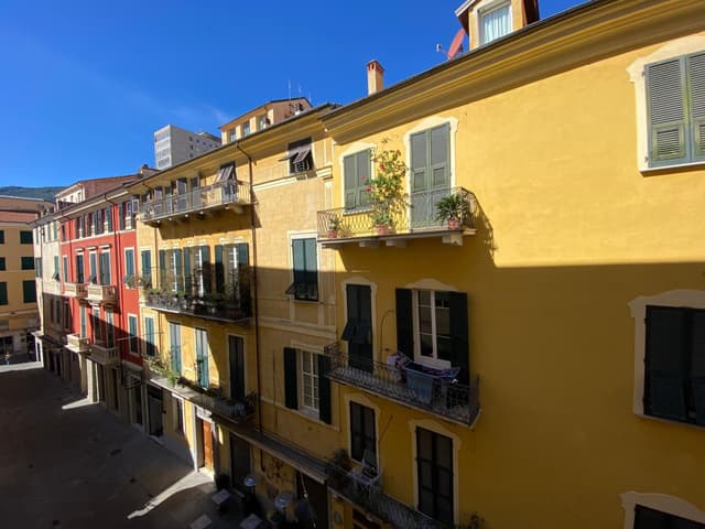 One-Bedroom Apartment with Balcony