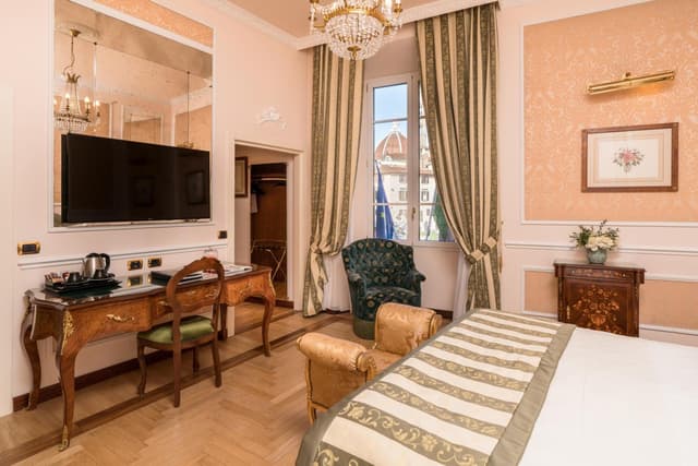 Large Double Room