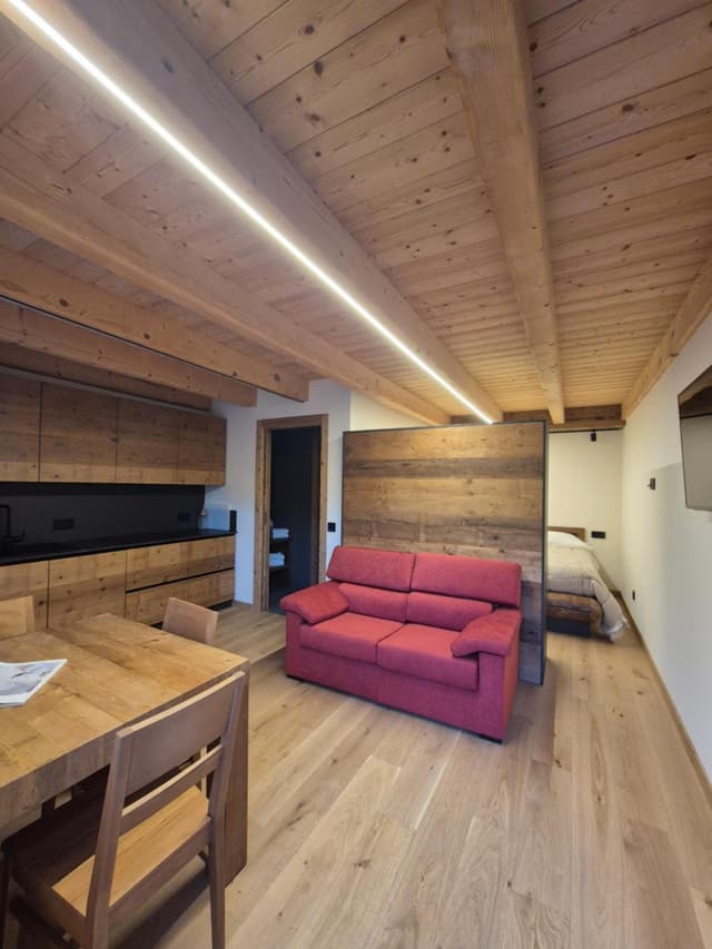 Studio with Spa Bath