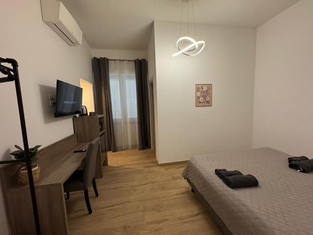 Large Double or Twin Room