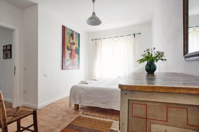 Deluxe Two-Bedroom Apartment with Garden View