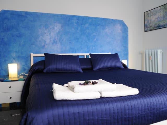 Double Room with Private External Bathroom