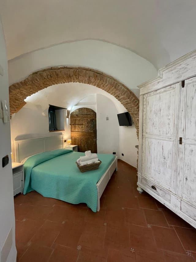 Quadruple Room with Private Bathroom