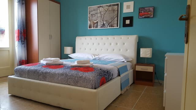 Deluxe Double Room with Private Bathroom and Balcony