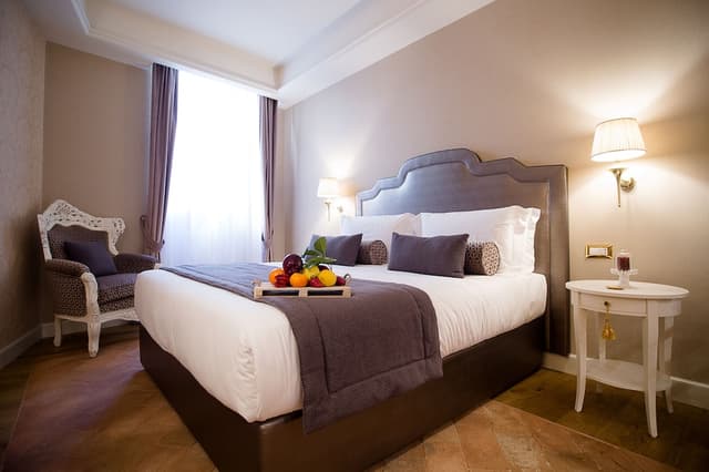 Junior Suite, City View