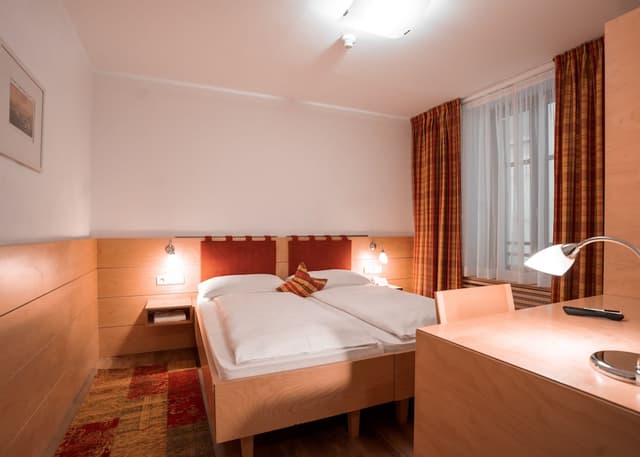 Double Room, Non Smoking