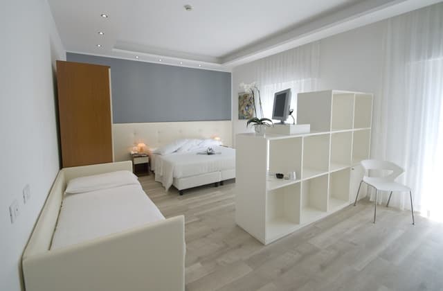 Deluxe Room, Multiple Beds, Sea View