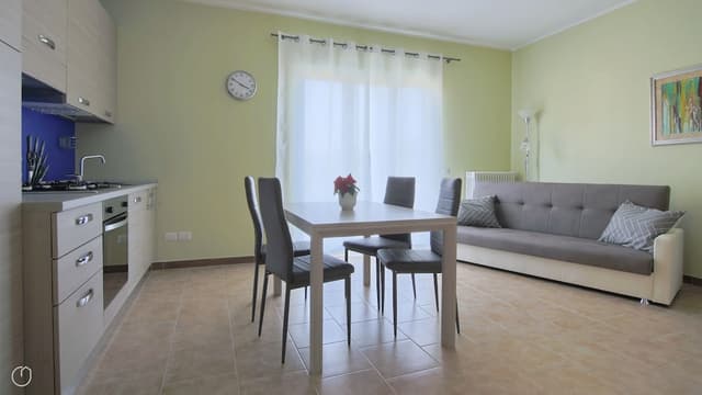 Apartment (2 Bedrooms)